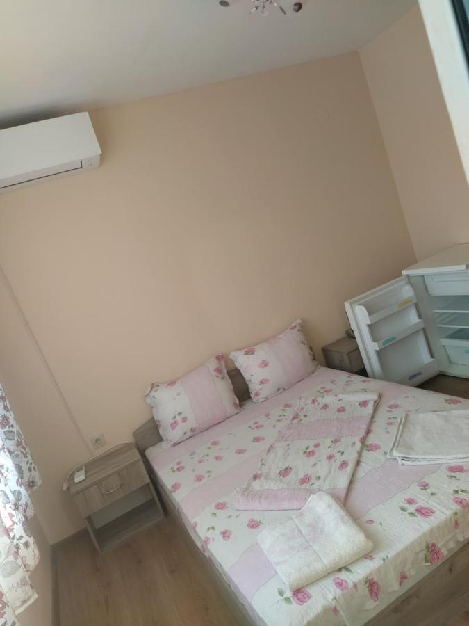 Guest House Proynovi Kalofer Exterior photo